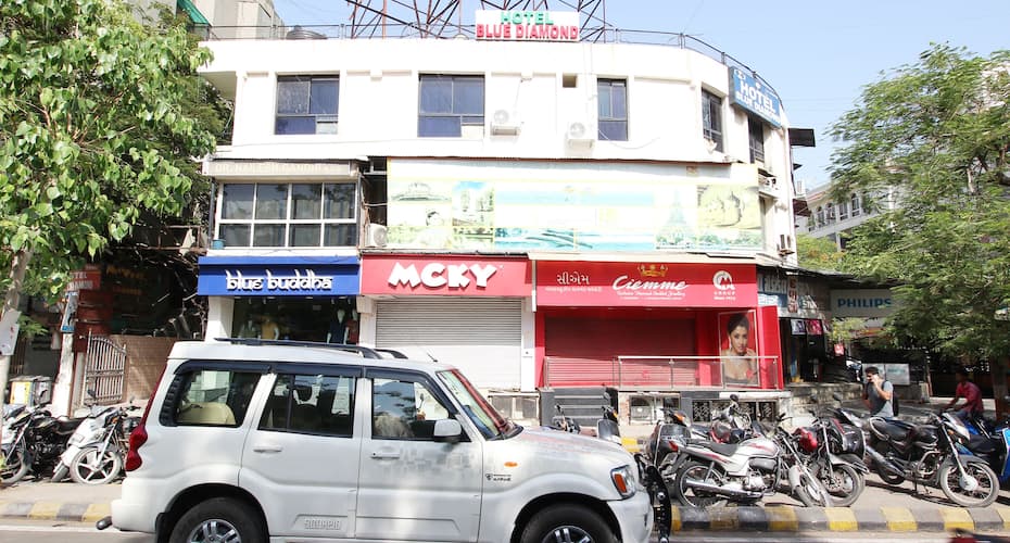 Hotel Blue Diamond, Ahmedabad 1